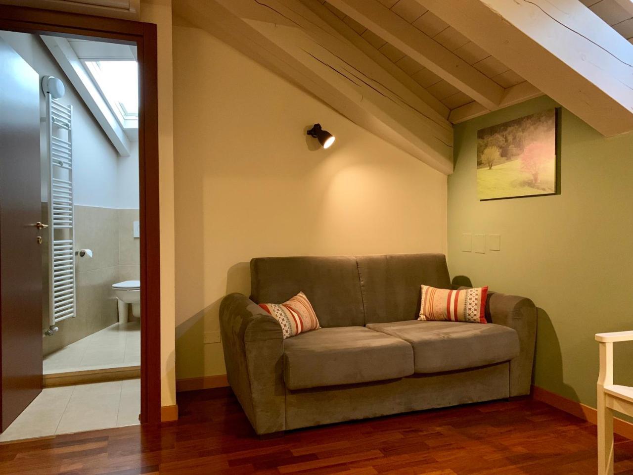 Porta Ronca - B&B, Suites & Apts Rho Eksteriør billede