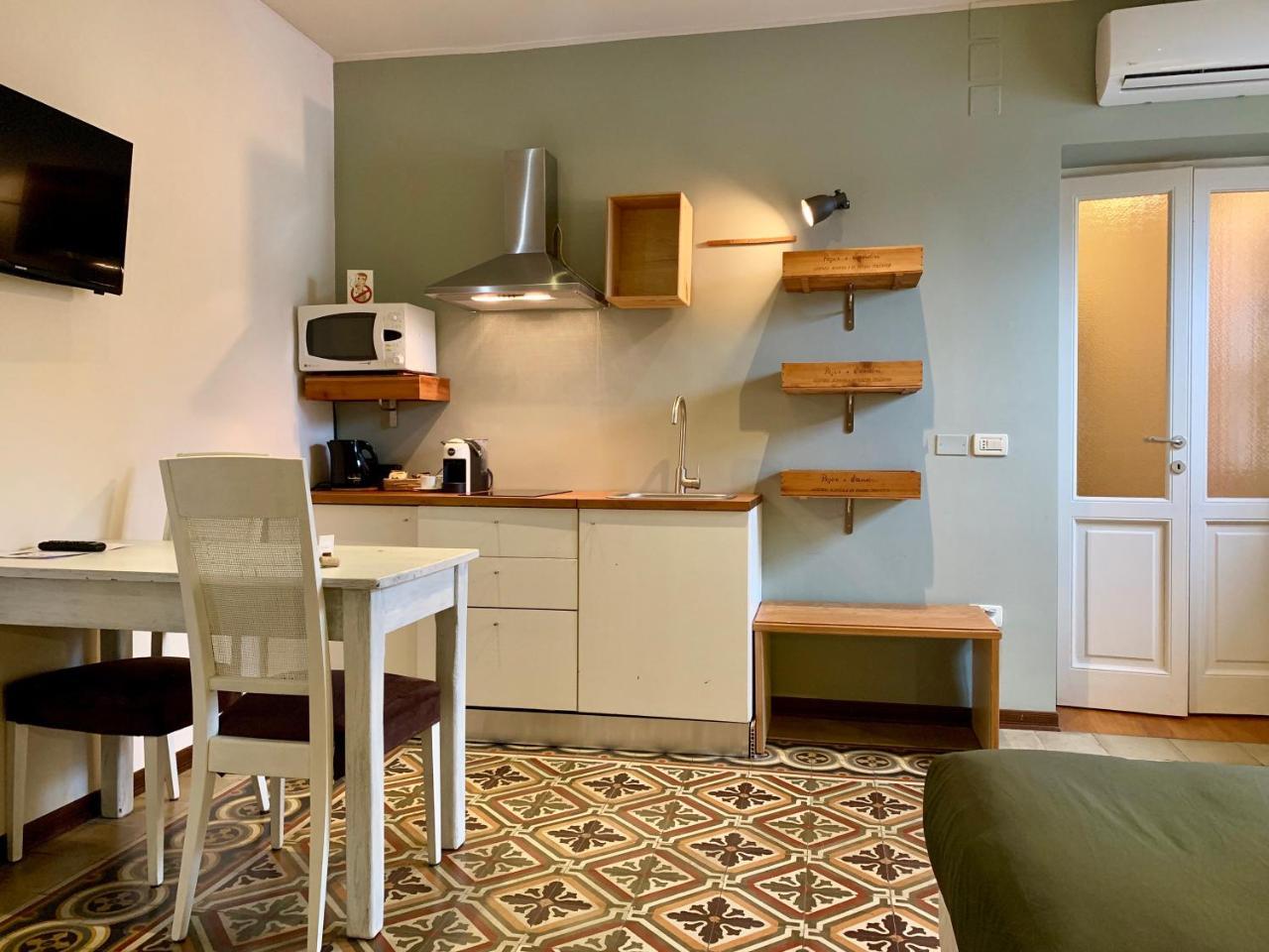 Porta Ronca - B&B, Suites & Apts Rho Eksteriør billede